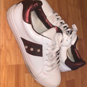 Steve Madden NWOT Sneakers